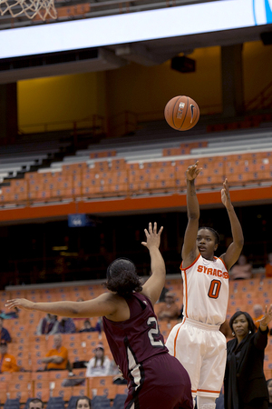 Diamond Henderson shot just 1-of-12 from the field on Sunday. She has contributed to SU's shooting struggles of late. 