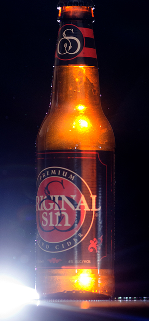 Original Sin Hard Cider is highly carbonated and has just the right amount of sweetness. It strikes the balance between being overly sweet and tart, giving it a crisp flavor. This beer would pair well with something light and refreshing like a salad with chicken.